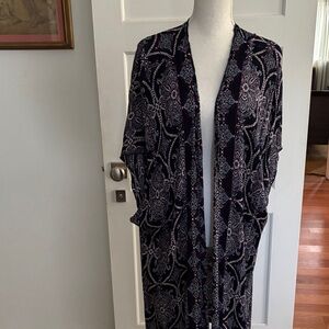 Xhilaration Black and Purple Paisley Kimono